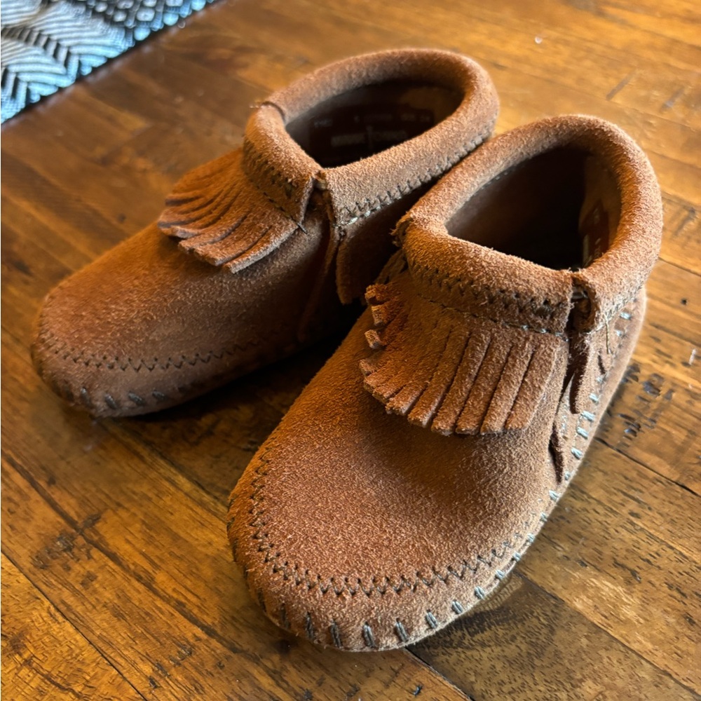 Minnetonka Infant-Girls' Riley Moccasin Booties